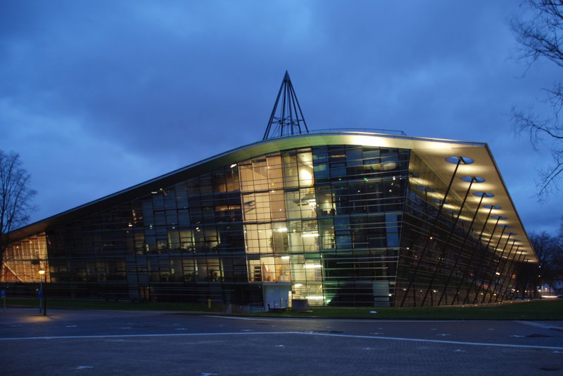 Delft University of Technology Library