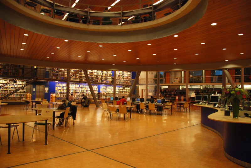 Delft University of Technology Library