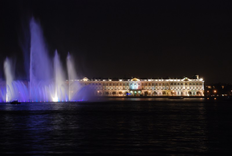 Fountain lighting in St. Petersburg