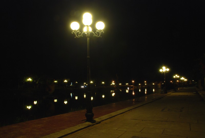 Lighting along Song Hoi An River