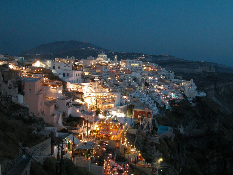 Streets of Fira