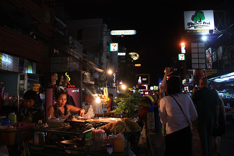 Every stands had their hand-made lightings　Thailand Bankok