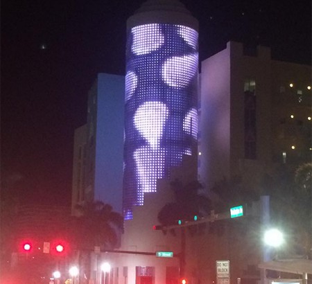 miami-beach-media-facade